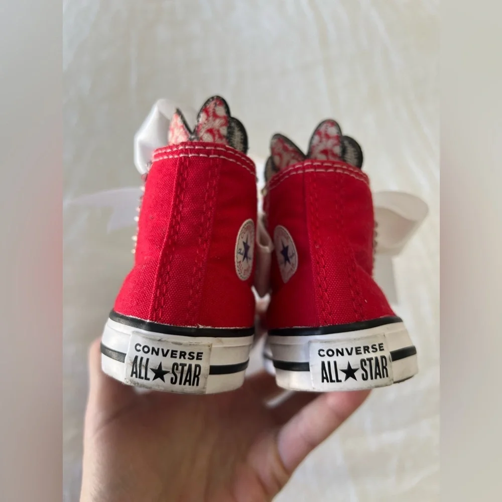 Converse | Infant SZ 3 | Red Minnie Mouse Disney High Top Shoes | Sparkle Bling